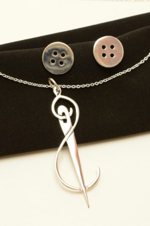 needle jewelry set